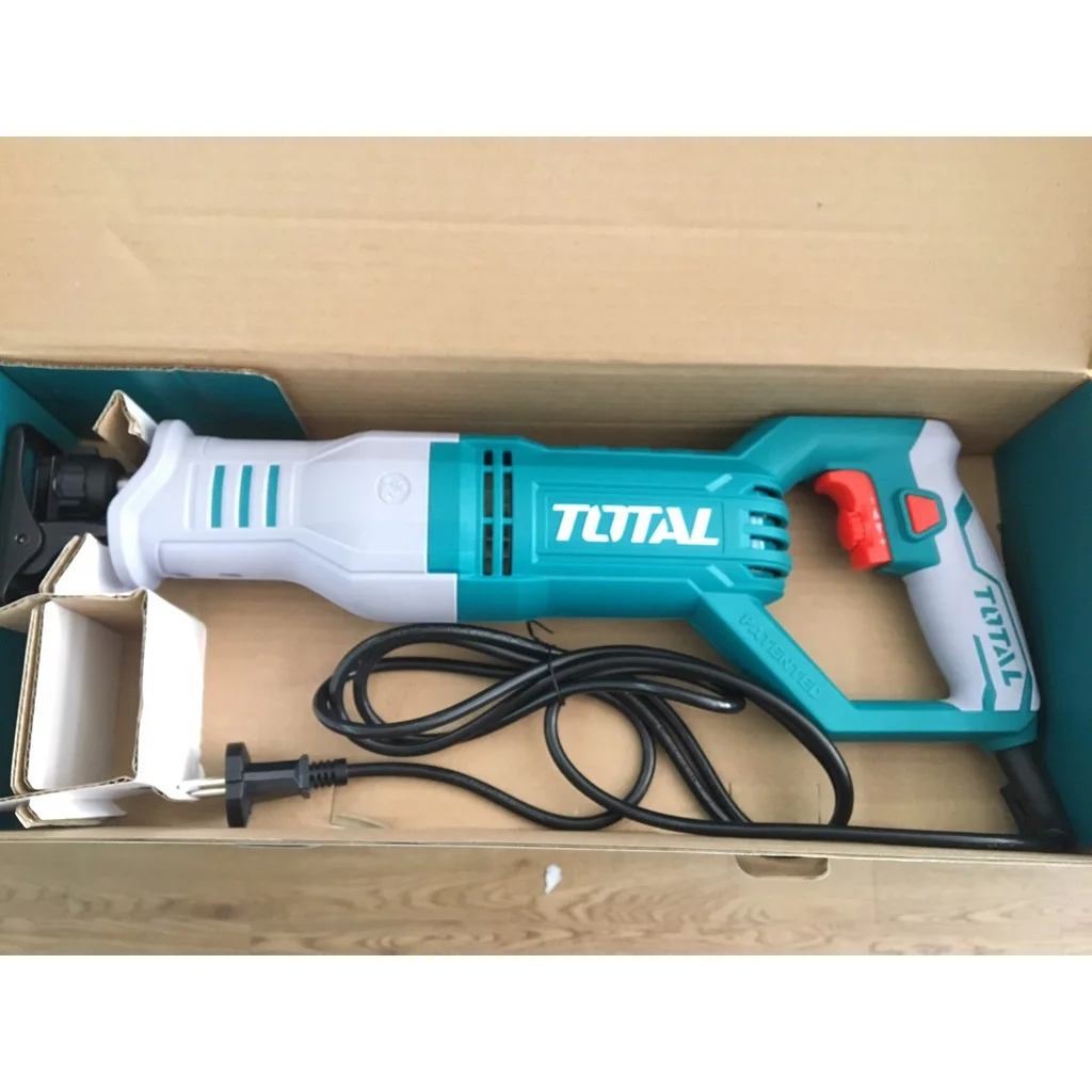 Scie sabre 750W